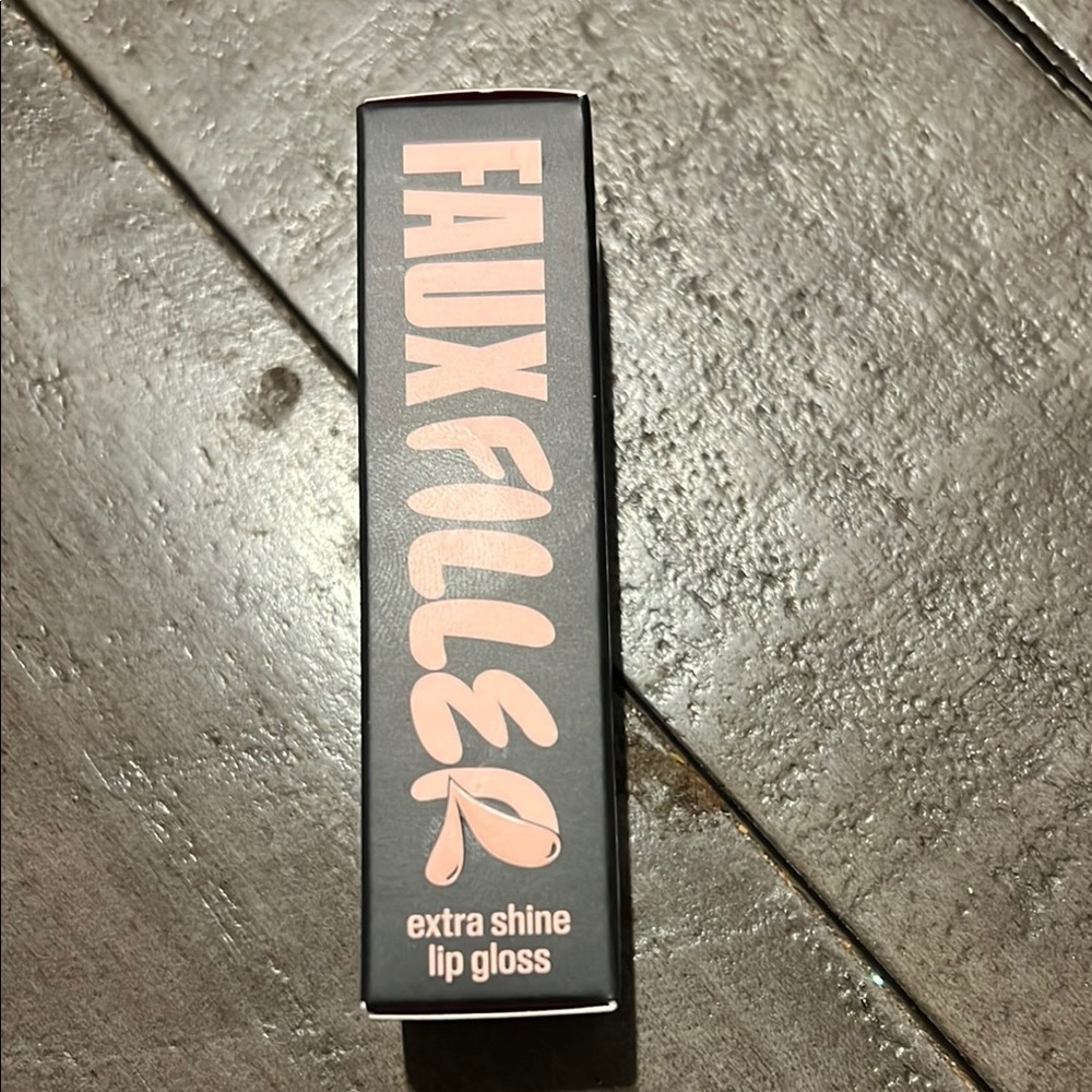 Faux Filler Extra Shine Lip Gloss